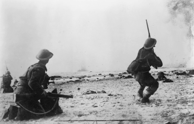 dunkirk soldiers firing at planes public domain
